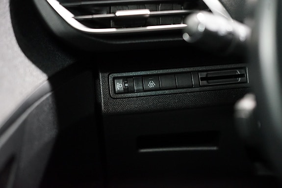Peugeot 3008 12 of 30