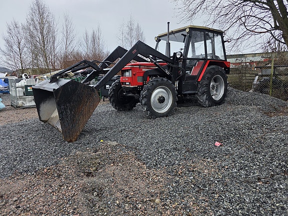 Zetor 5748