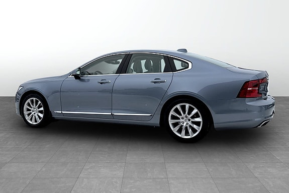 Volvo S90 3 of 5