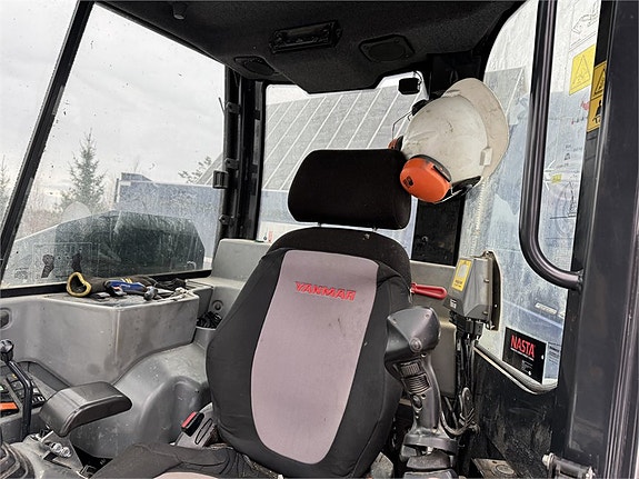 Yanmar VI080-1A 25 of 30