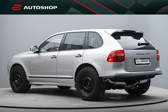 Porsche Cayenne 6 of 30
