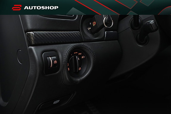 Porsche Cayenne 29 of 30