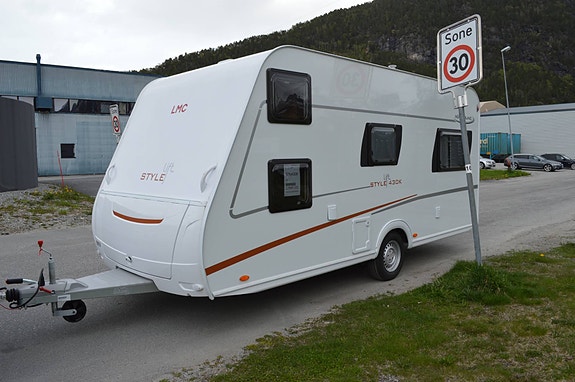 LMC Style Lift 430 Smart familievogn med køye og senkeseng! 6 of 30