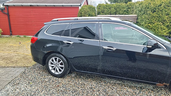 Honda Accord 9 of 30