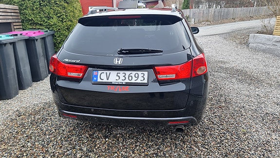 Honda Accord 11 of 30