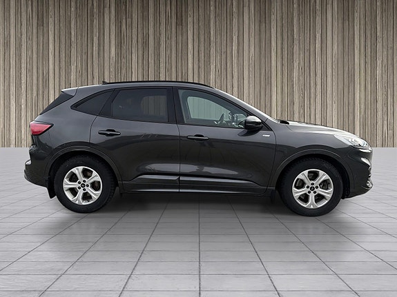 Ford Kuga 4 of 5