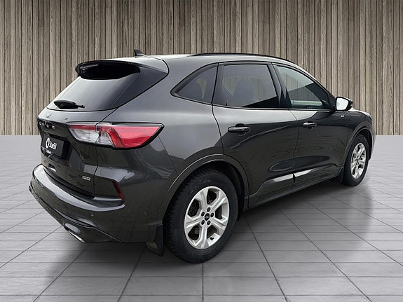 Ford Kuga 5 of 5