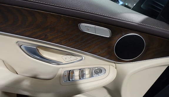 Mercedes-Benz GLC220 d 11 of 17
