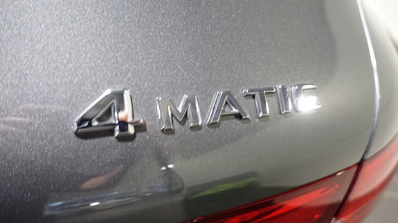 Mercedes-Benz GLC220 d 2 of 17