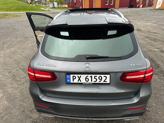 Mercedes-Benz GLC220 d 29 of 30
