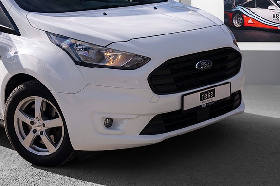 Ford Transit Connect 2 of 22
