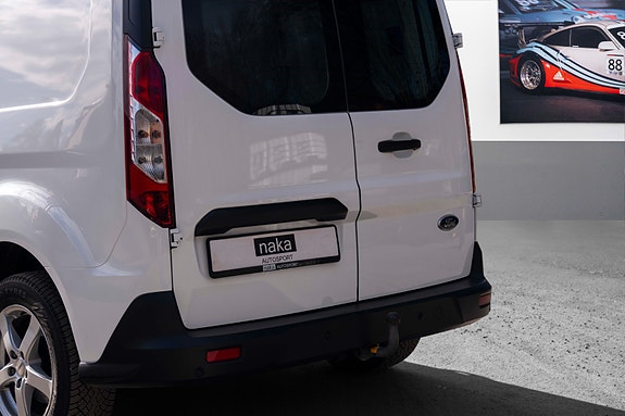 Ford Transit Connect 6 of 22