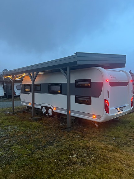 Hobby 720 KFU PRESTIGE 22 of 30