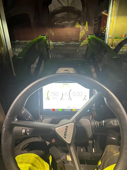 Fendt 313 gen4 2 of 5