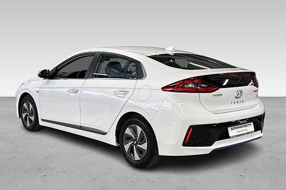 Hyundai IONIQ 8 hos Sommerseth