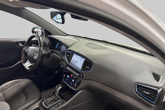 Hyundai IONIQ 14 hos Sommerseth