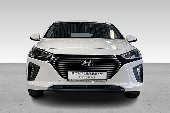 Hyundai IONIQ 4 hos Sommerseth