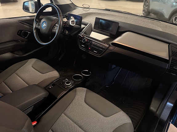 BMW i3 9 of 20