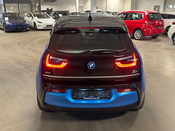 BMW i3 10 of 20