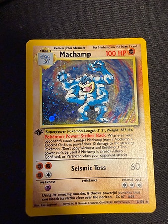 Pokemon kort selges se beskrivelse og bilder.