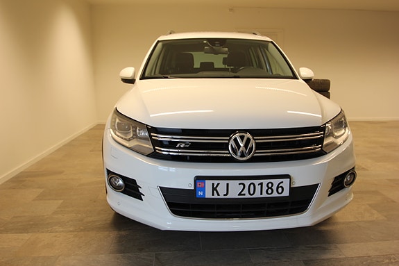 Volkswagen Tiguan 3 of 24