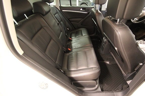 Volkswagen Tiguan 13 of 24