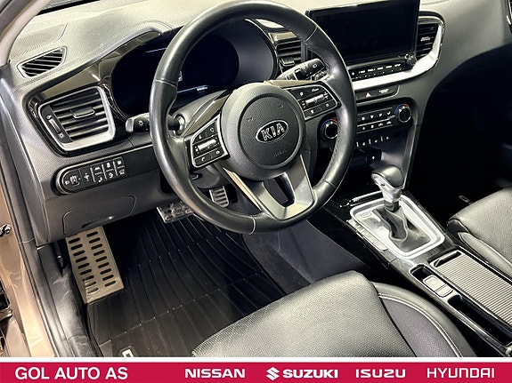 Kia Ceed 11 of 30