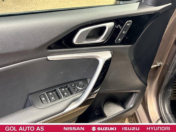 Kia Ceed 13 of 30