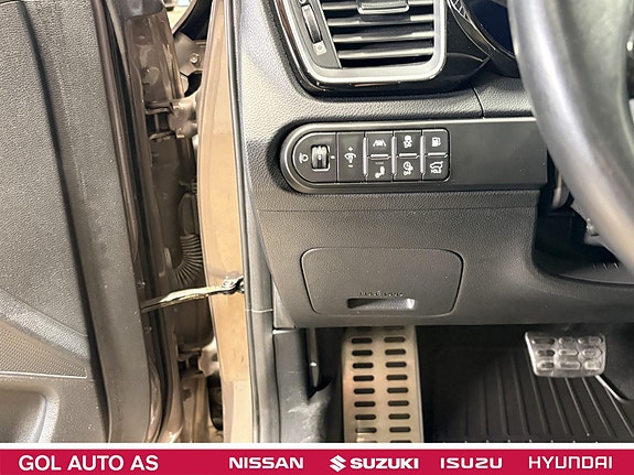Kia Ceed 14 of 30