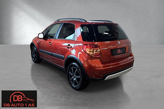 Suzuki SX4 5 of 5