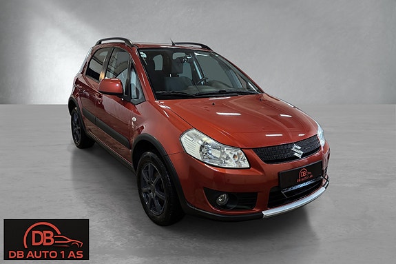 Suzuki SX4 3 of 5