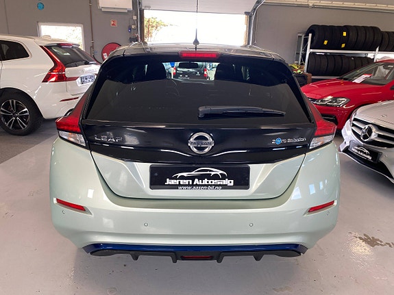 Nissan Leaf 5 of 5