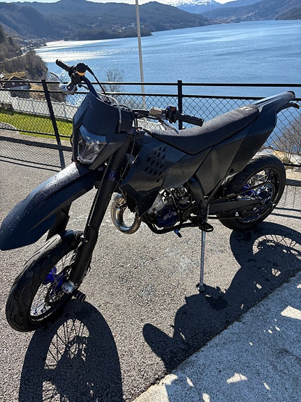 KTM 125 EXC 2 of 6