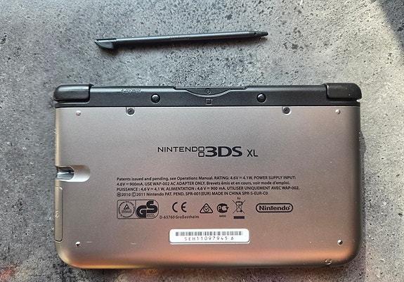 Product image 3 of 3