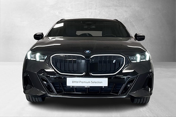 BMW i5 2 of 5