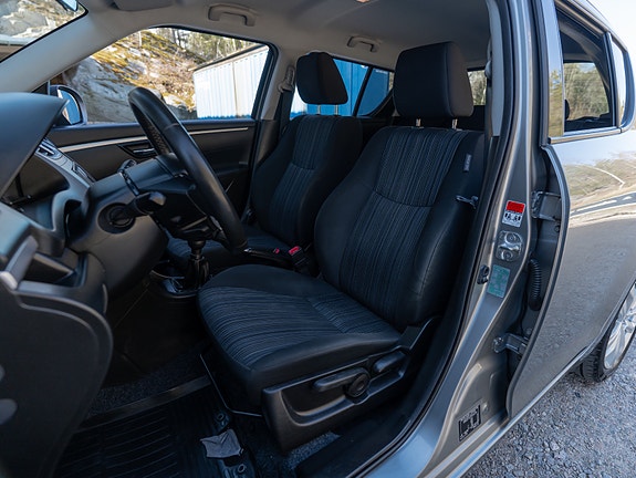 Suzuki Swift 21 of 30