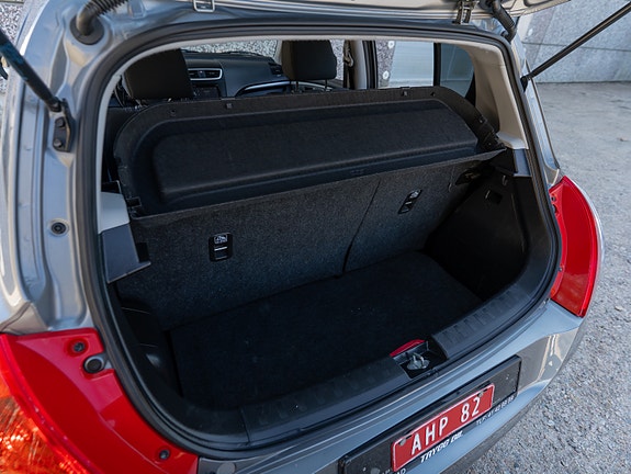 Suzuki Swift 15 of 30