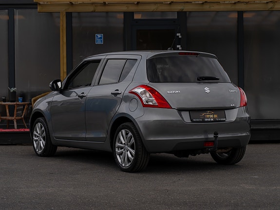 Suzuki Swift 9 of 30