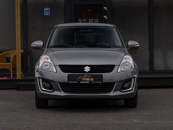 Suzuki Swift 2 of 30