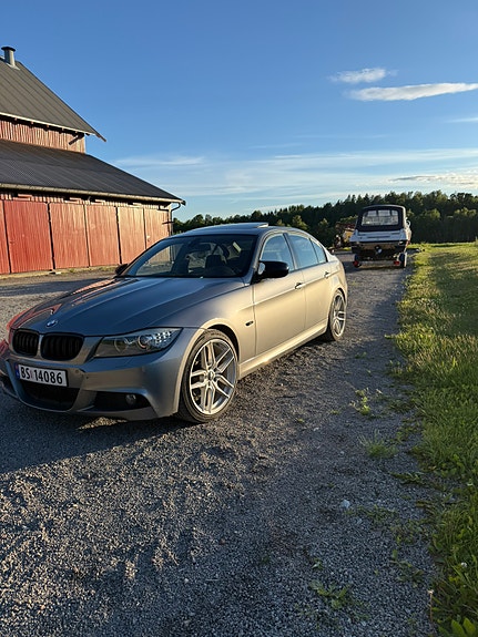 BMW 318d 10 of 14