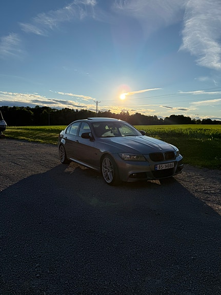 BMW 318d 9 of 14