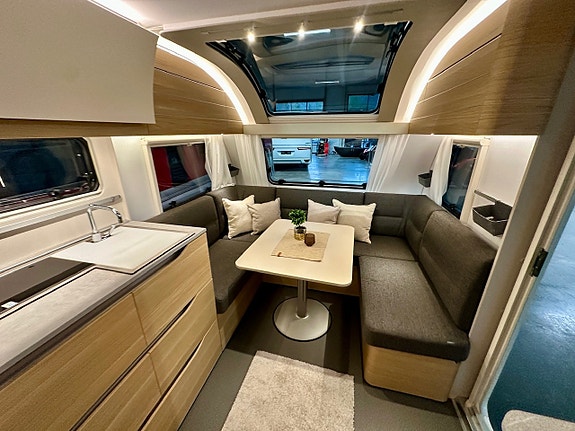 Bilde 20 av Adria Adora 522 UP 230Bredde - KLAR FOR SOMMER? Aircondition inkludert.