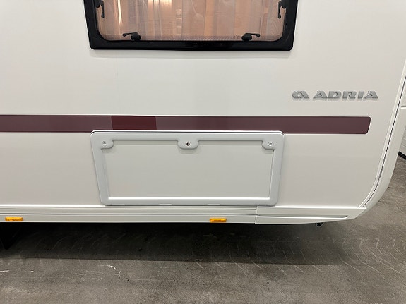 Bilde 6 av Adria Adora 522 UP 230Bredde - KLAR FOR SOMMER? Aircondition inkludert.
