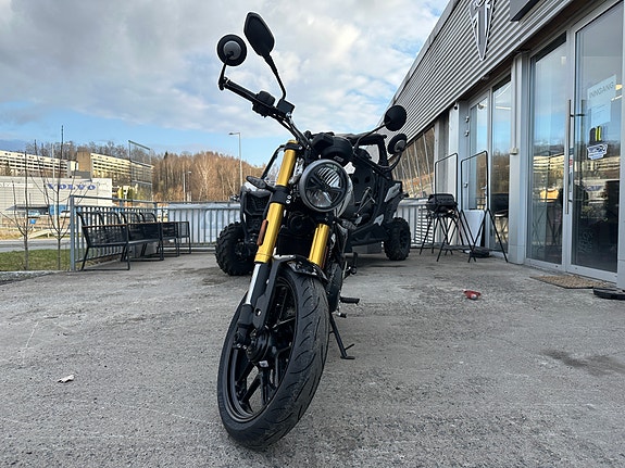 Triumph Speed 400 I Komplett skolesykkel for trafikkskole 2 of 10