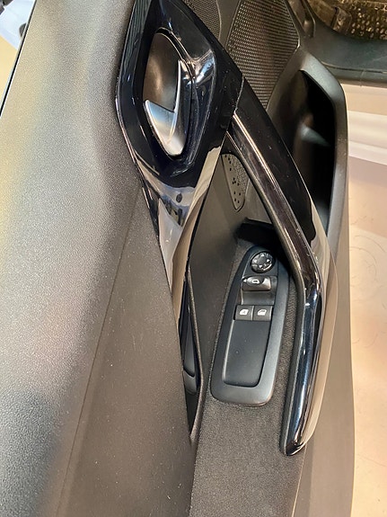 Peugeot 208 6 of 19