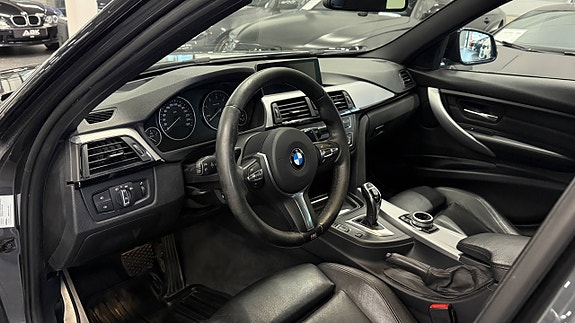 BMW 330d 16 of 30