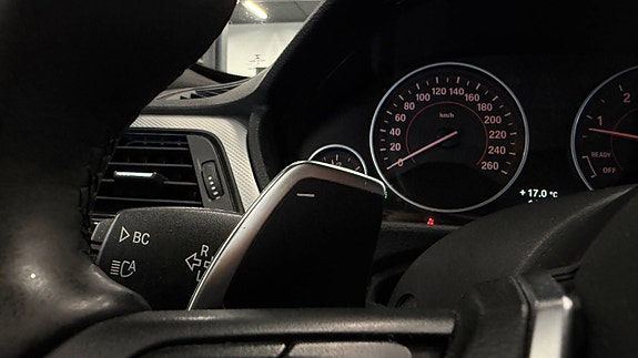 BMW 330d 22 of 30