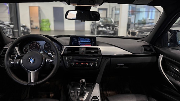 BMW 330d 18 of 30