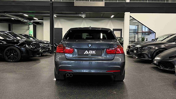 BMW 330d 10 of 30