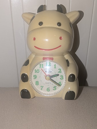 Retro Bello «Mø-klokke» – Vintage vekkerklokke formet som ku